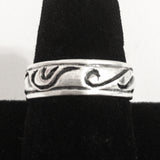 One of a Kind "Groove" Ring
